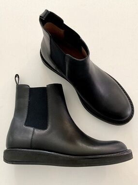 J. CREW Pull On Leather Boots Style#BA557  Black Size 8.5 NEW